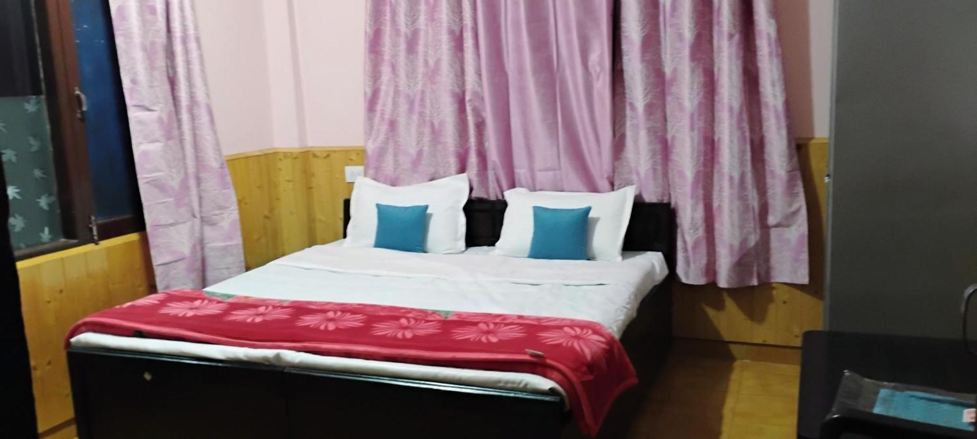 Thakur Homes- Couple And Family Friendly Homestay Shimla Extérieur photo